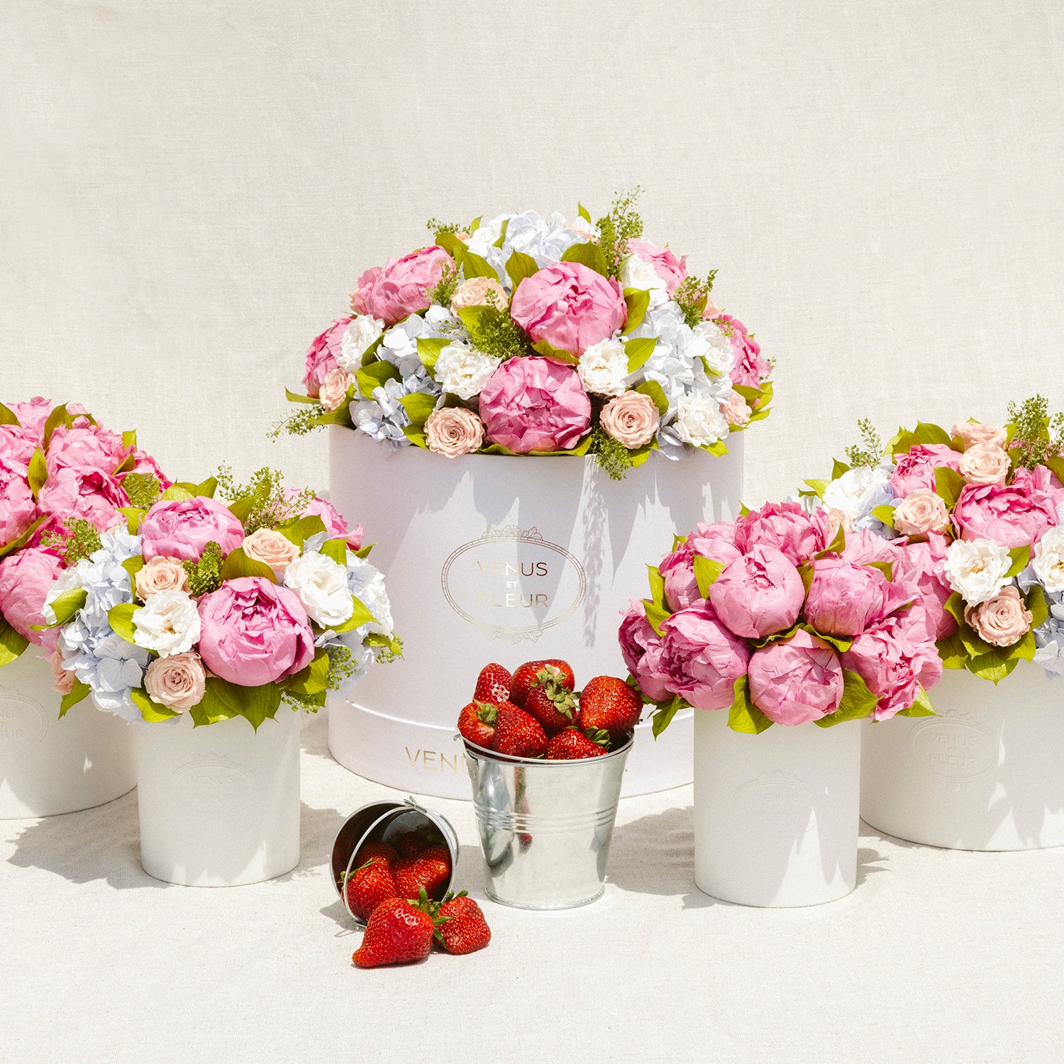 Fleura Porcelain Vase - Image 12