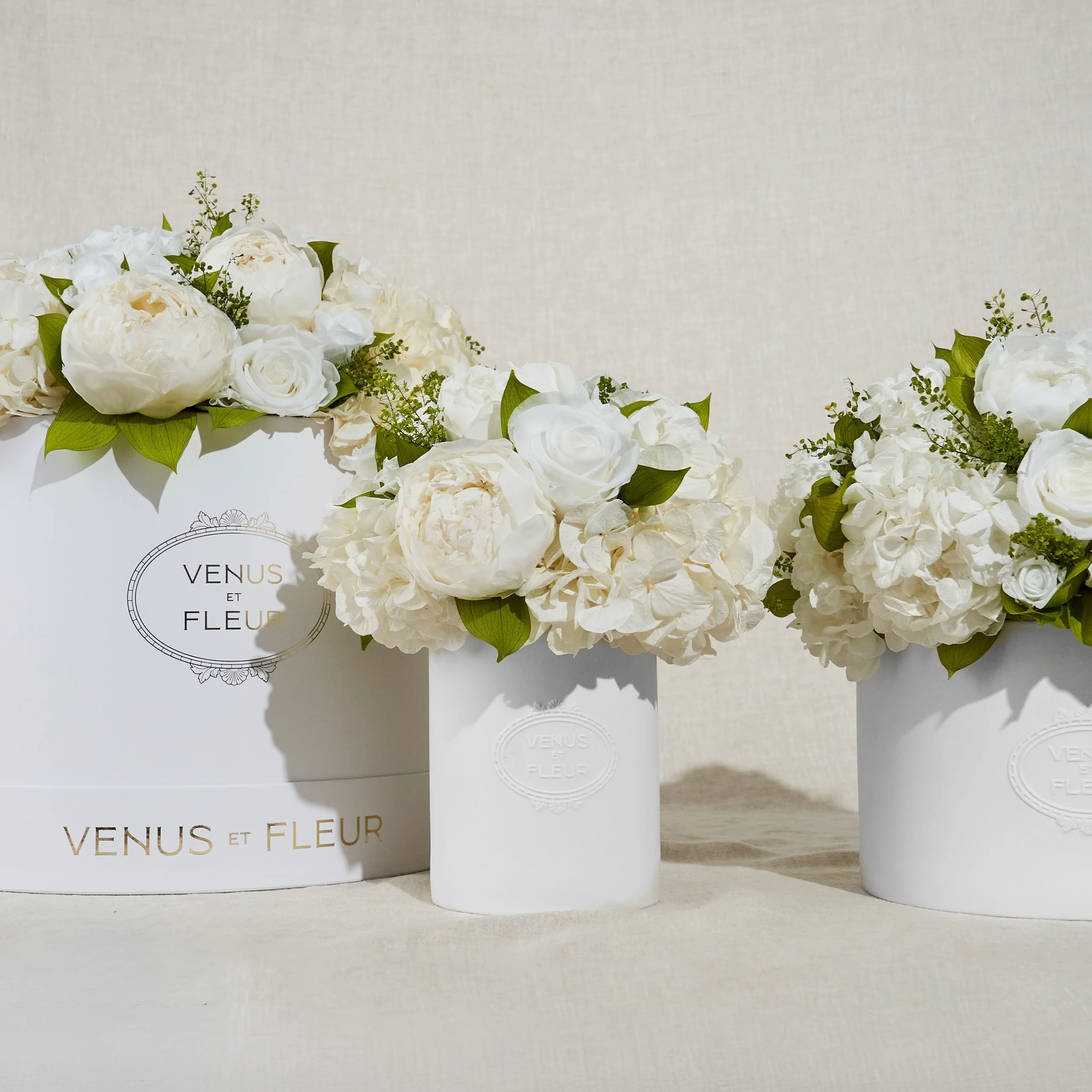Fleura Porcelain Vase - Image 15