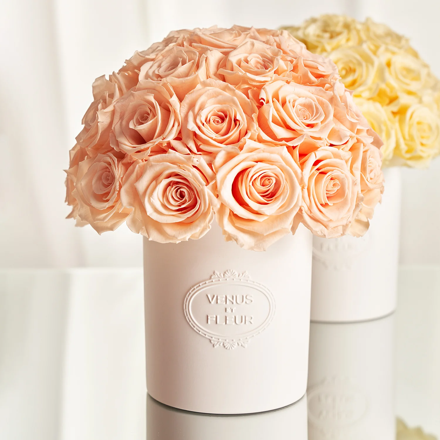 Fleura Porcelain Vase - Image 5