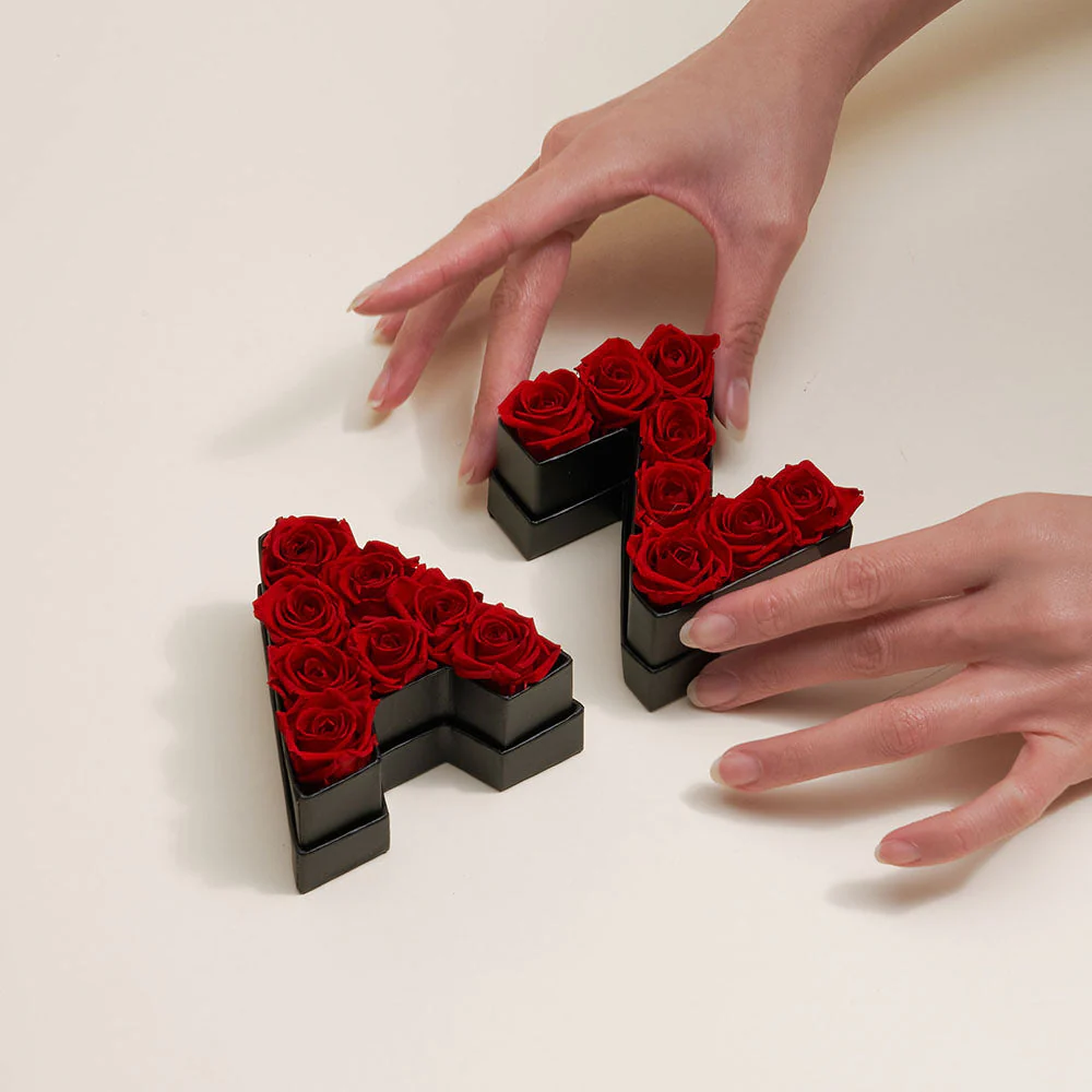 Le Mini Letter - V - Image 11