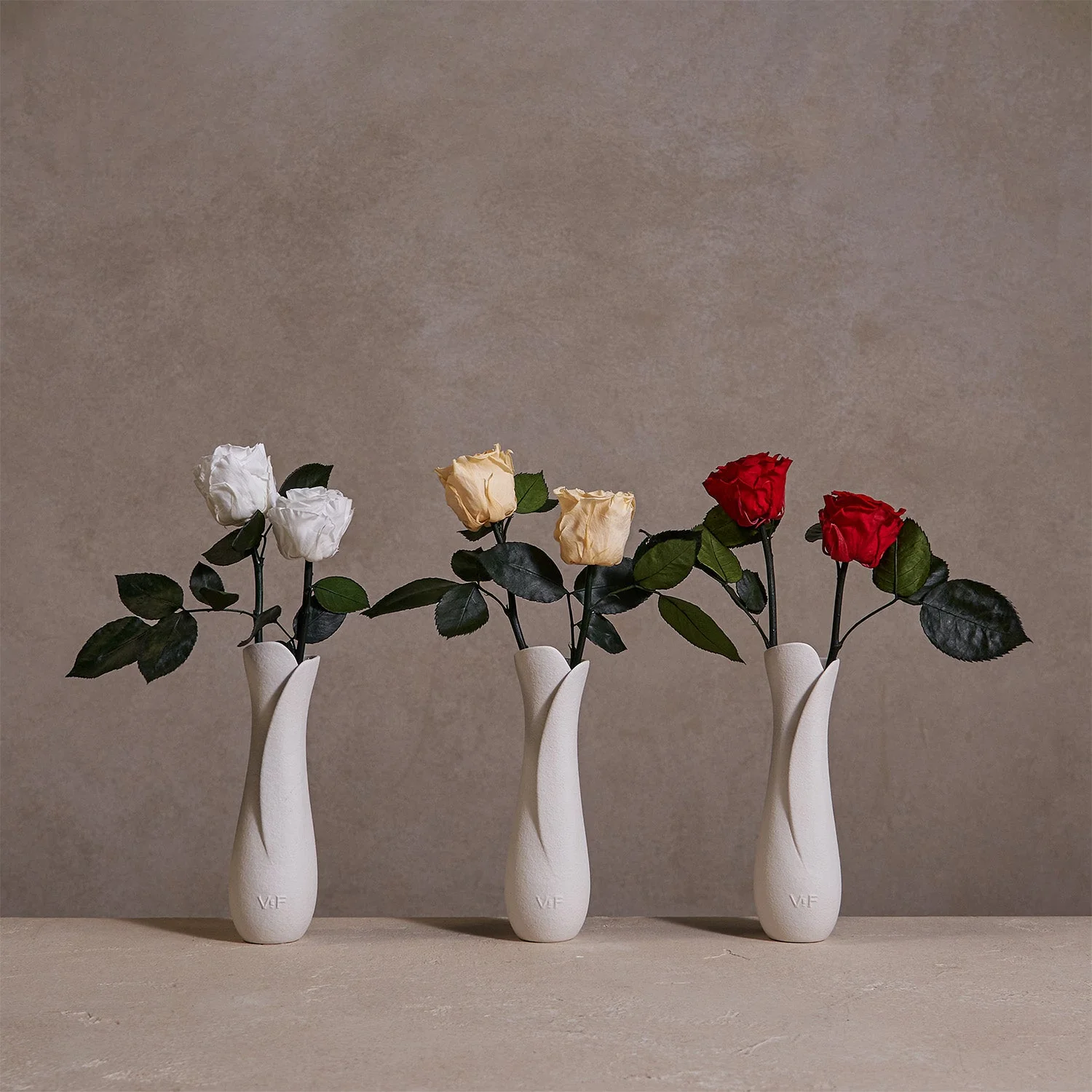 Mojave Narrow Bud Vase - Image 3