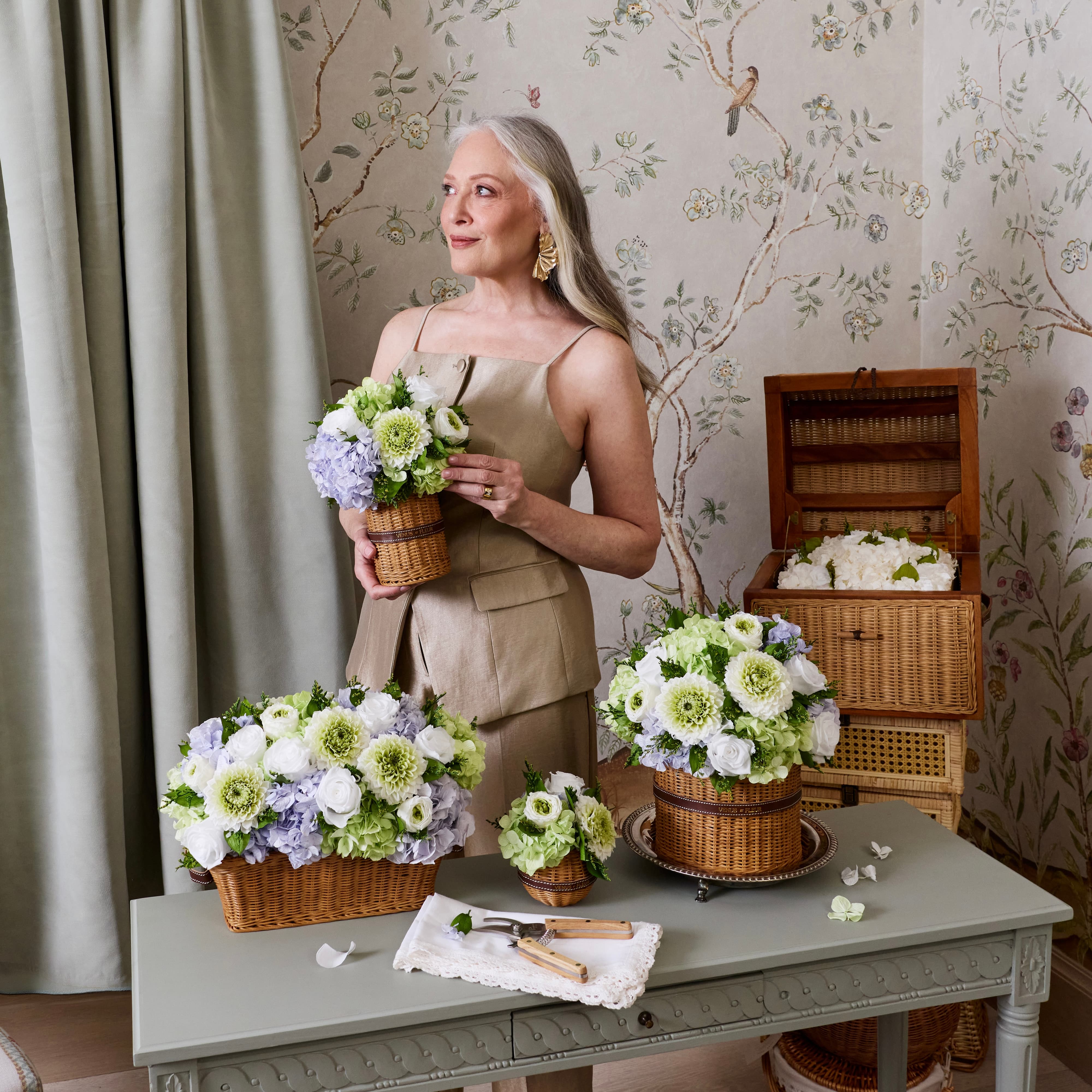 Serene Heirloom Wicker Vase - Image 8