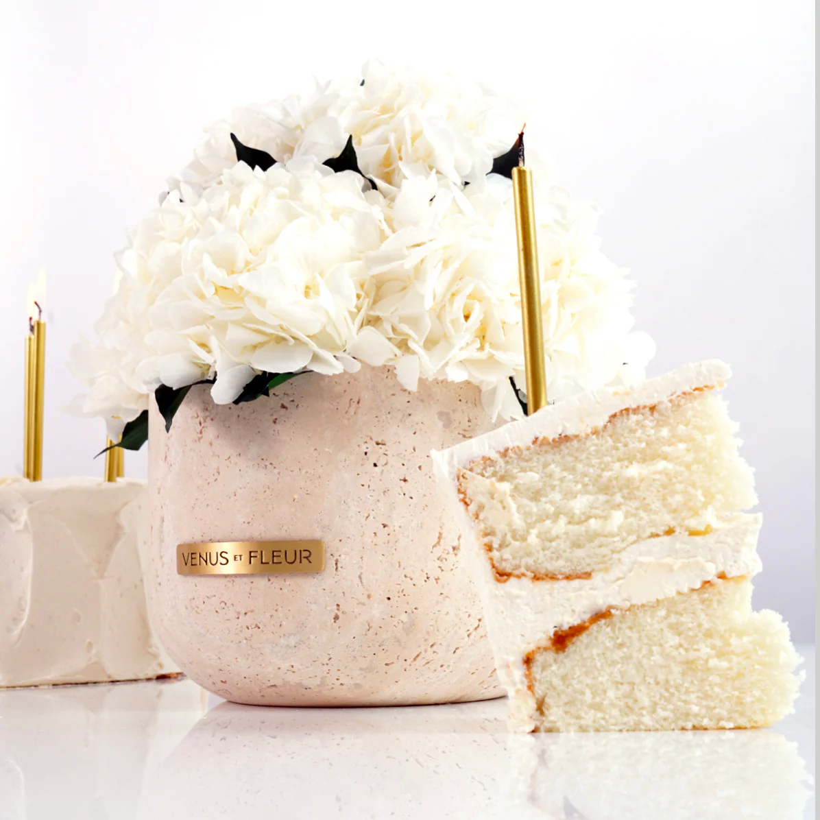 Terre Travertine Vase - Image 12