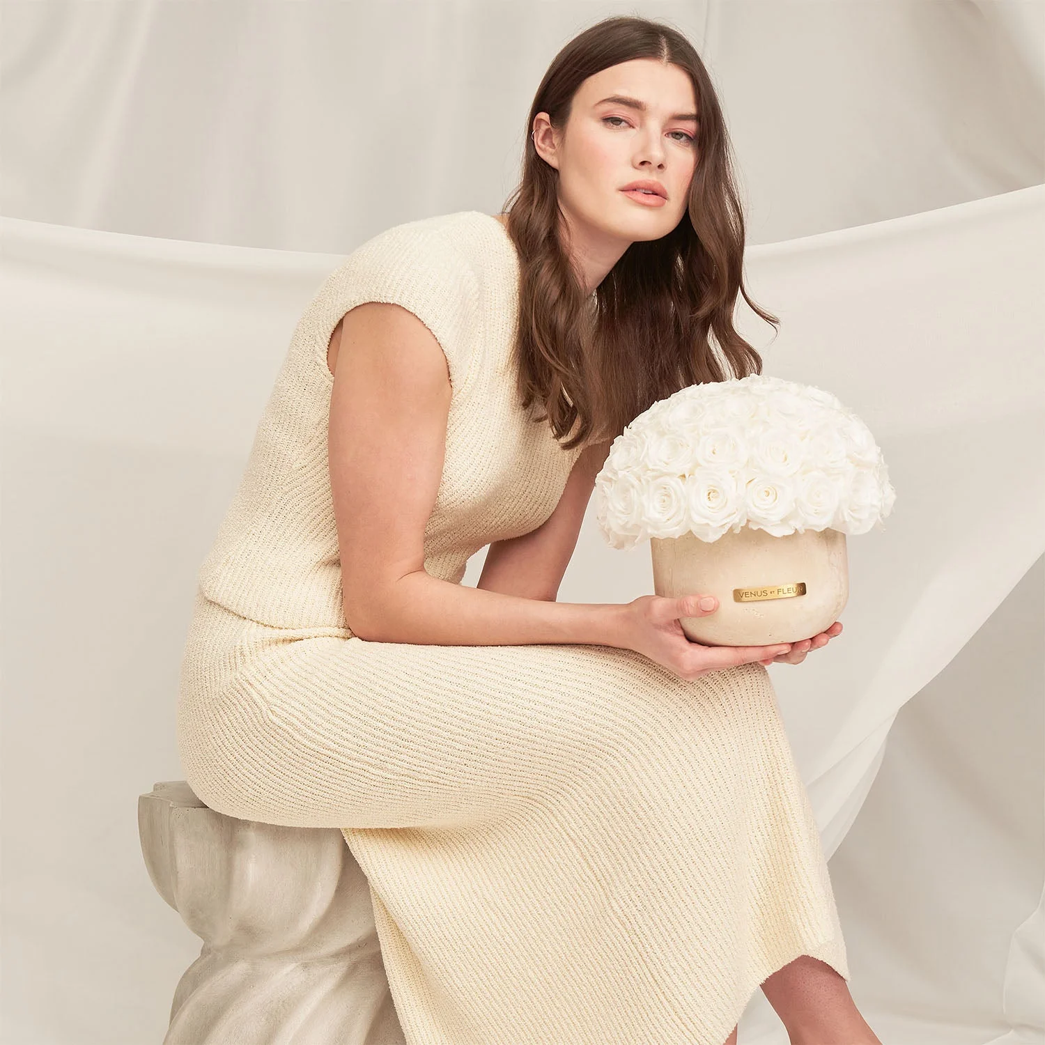 Terre Travertine Vase - Image 4