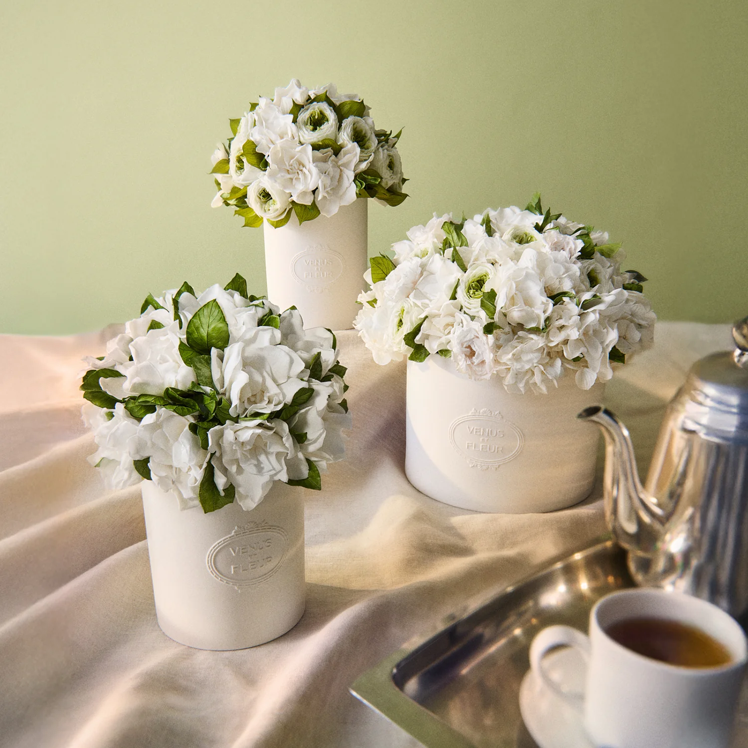 Thalia Porcelain Vase - Image 3