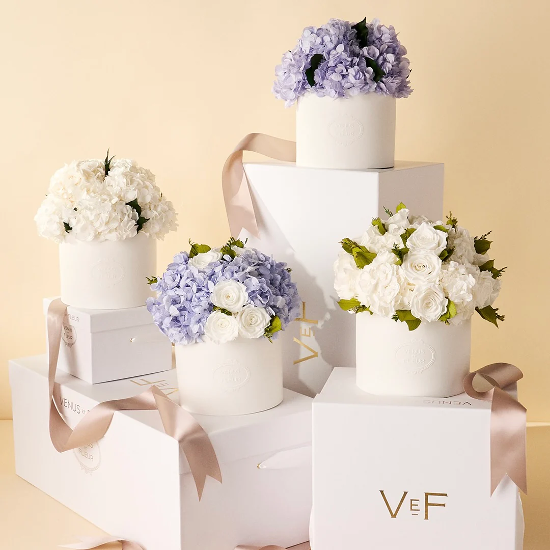 Thalia Porcelain Vase - Image 10