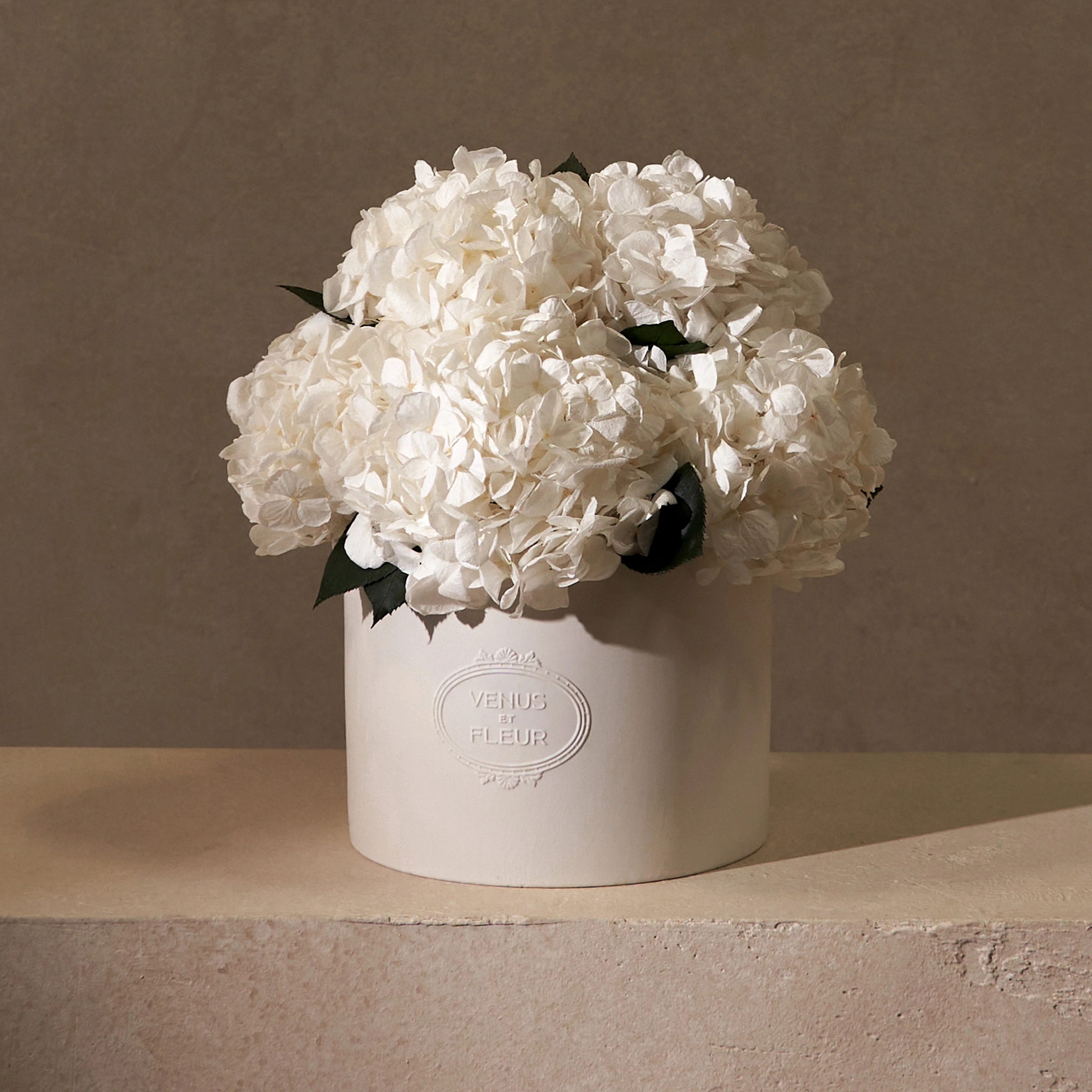 Thalia Porcelain Vase - Image 7