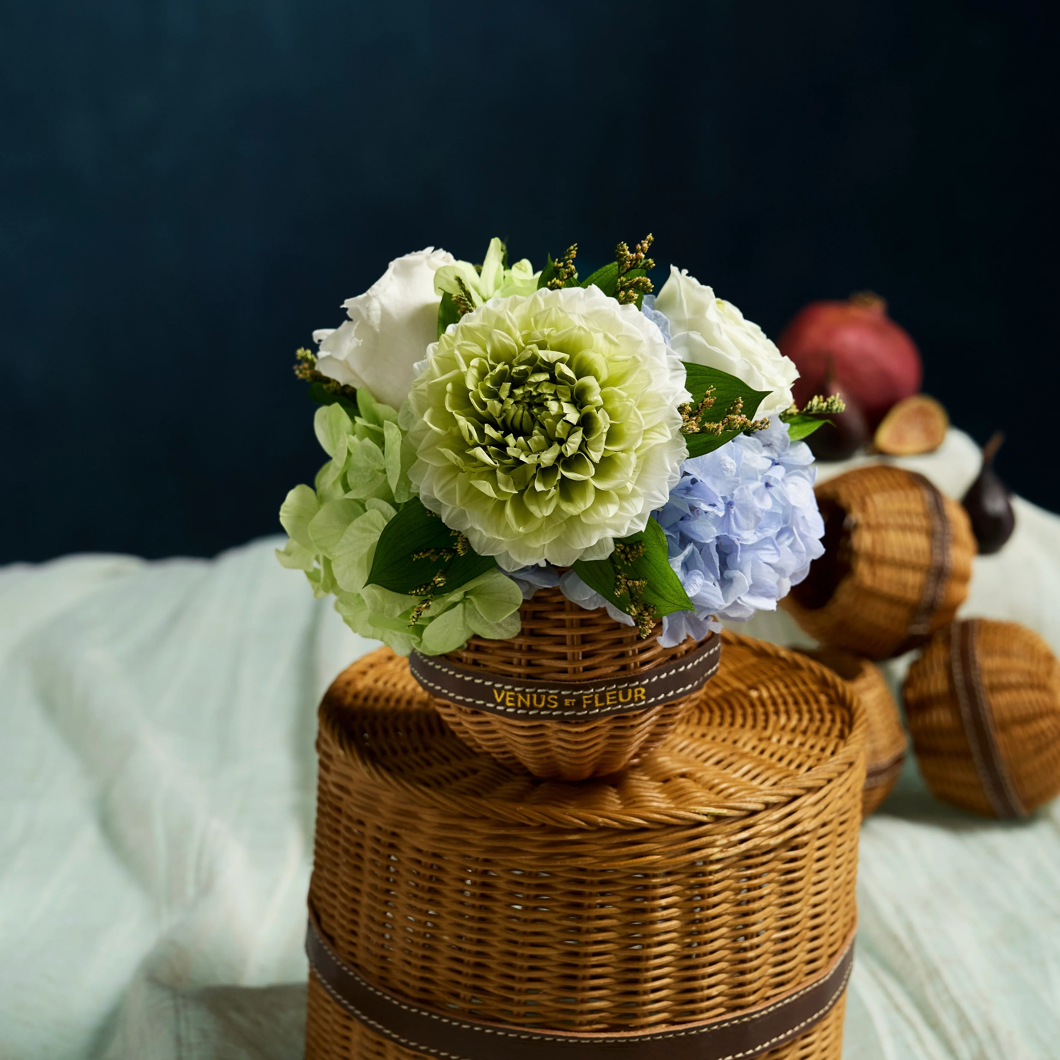 Wicker Mixed Globe - Image 9
